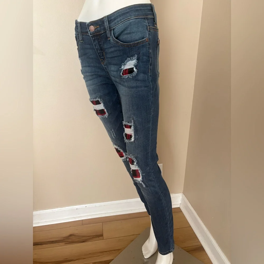 Judy Blue JB8268DK Buffalo Plaid Patch Skinny Jeans Size 9 39